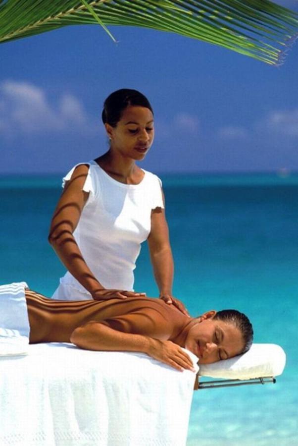 Villa Renaissance Unit 205 Grace Bay Beach エクステリア 写真