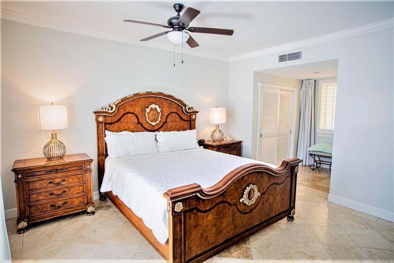Villa Renaissance Unit 205 Grace Bay Beach エクステリア 写真