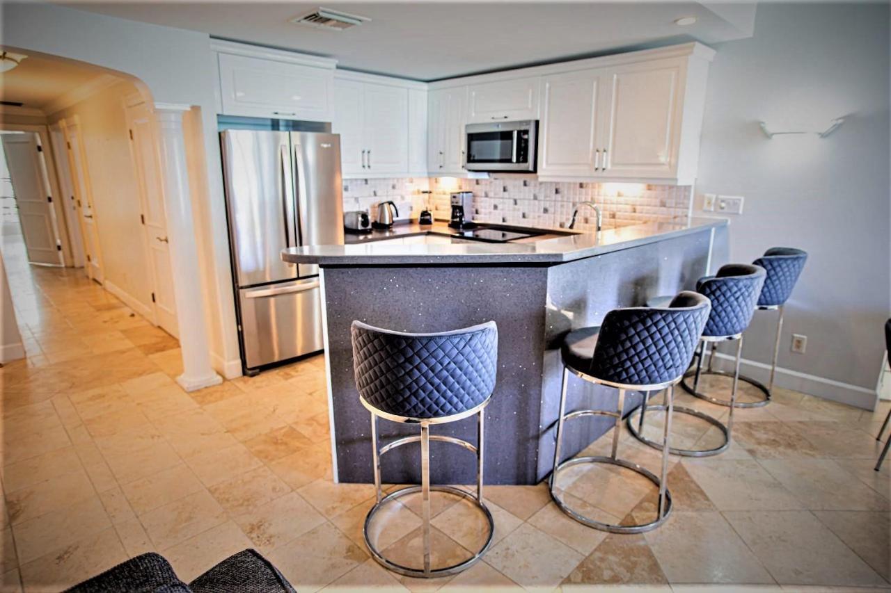 Villa Renaissance Unit 205 Grace Bay Beach エクステリア 写真