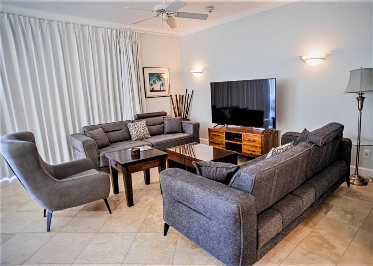 Villa Renaissance Unit 205 Grace Bay Beach エクステリア 写真
